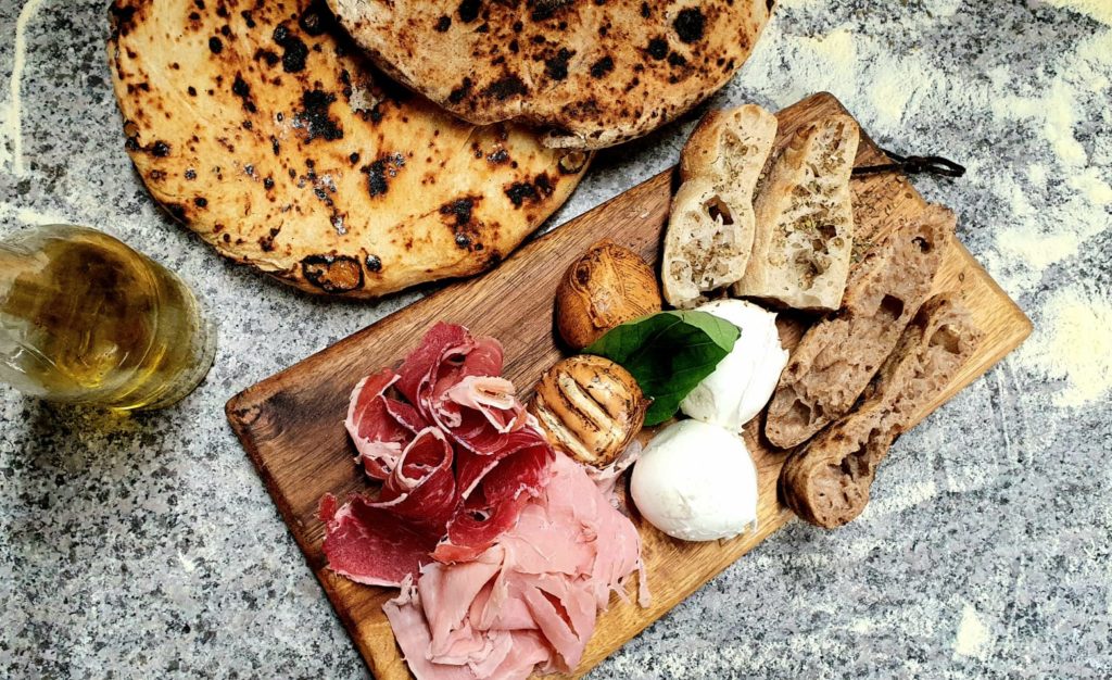 aperitivo italien , restaurant a levallois